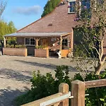 Apartamento Zaligheid Lage Zwaluwe